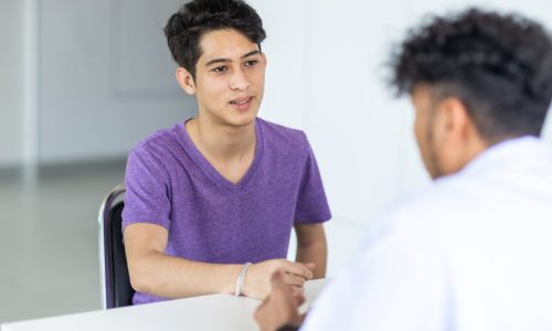 A terapia para adolescentes pode ser essencial para lidar com as mudanças dessa fase